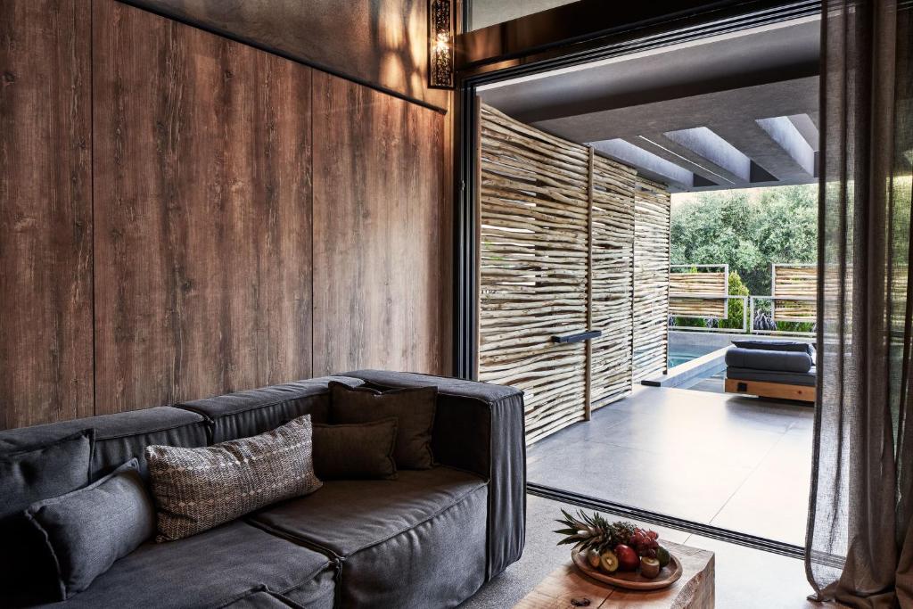 Luxe Maisonette met Privé Zwembad