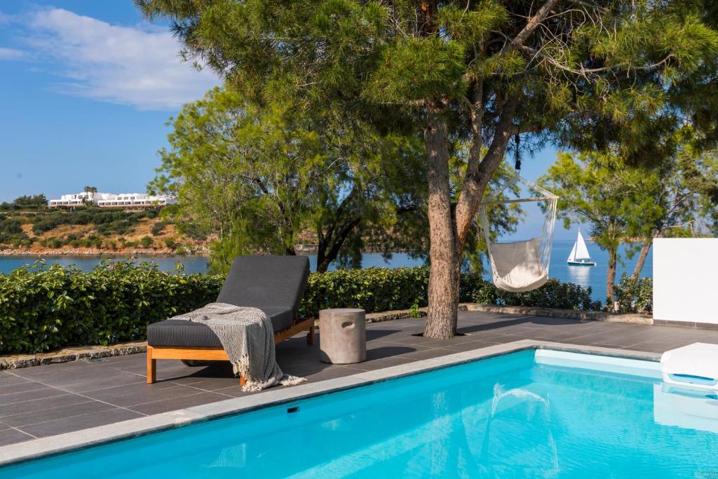 Classic-Superior-Seafront-Bungalow-with-Private-Pool