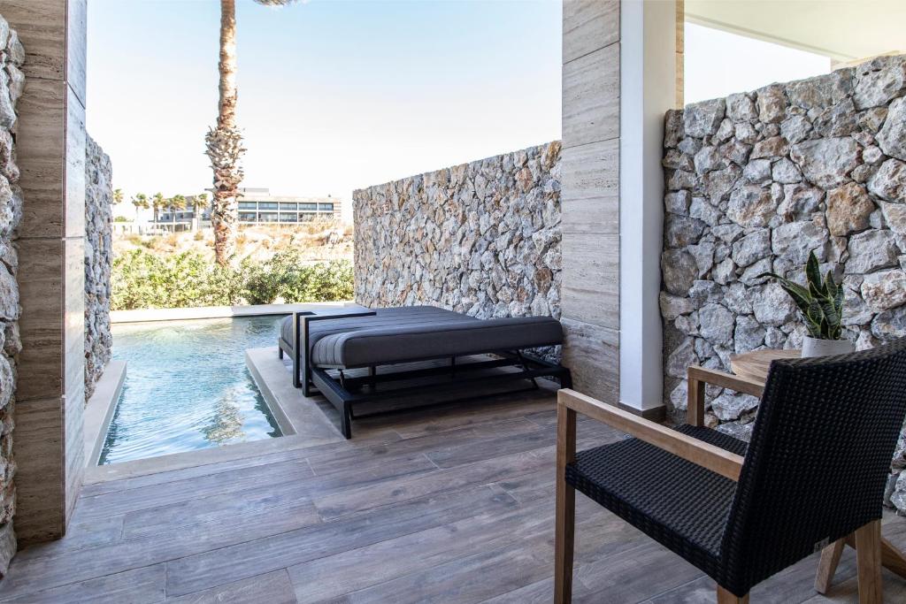 Deluxe-Suite-met-Gedeeld-Zwembad