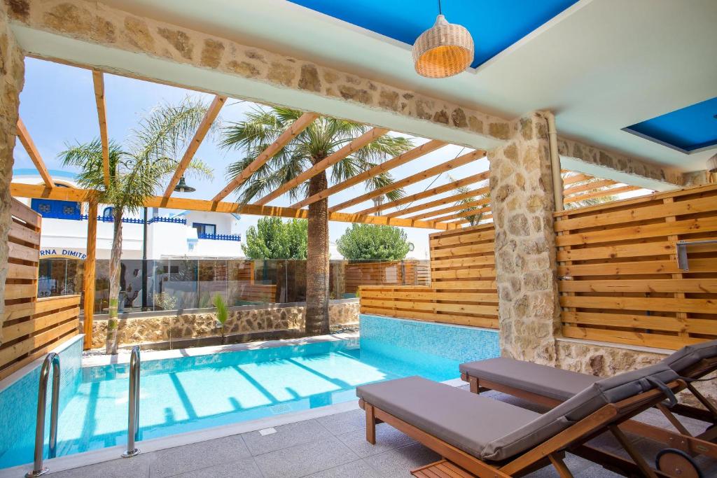 Haven Beach Suites met Privé Zwembad