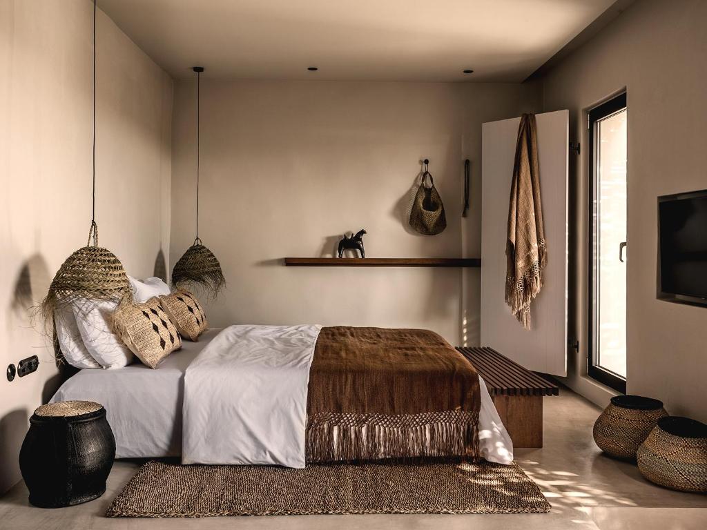 Junior-Suite-met-Directe-toegang-tot-het-Zwembad-Interieur.