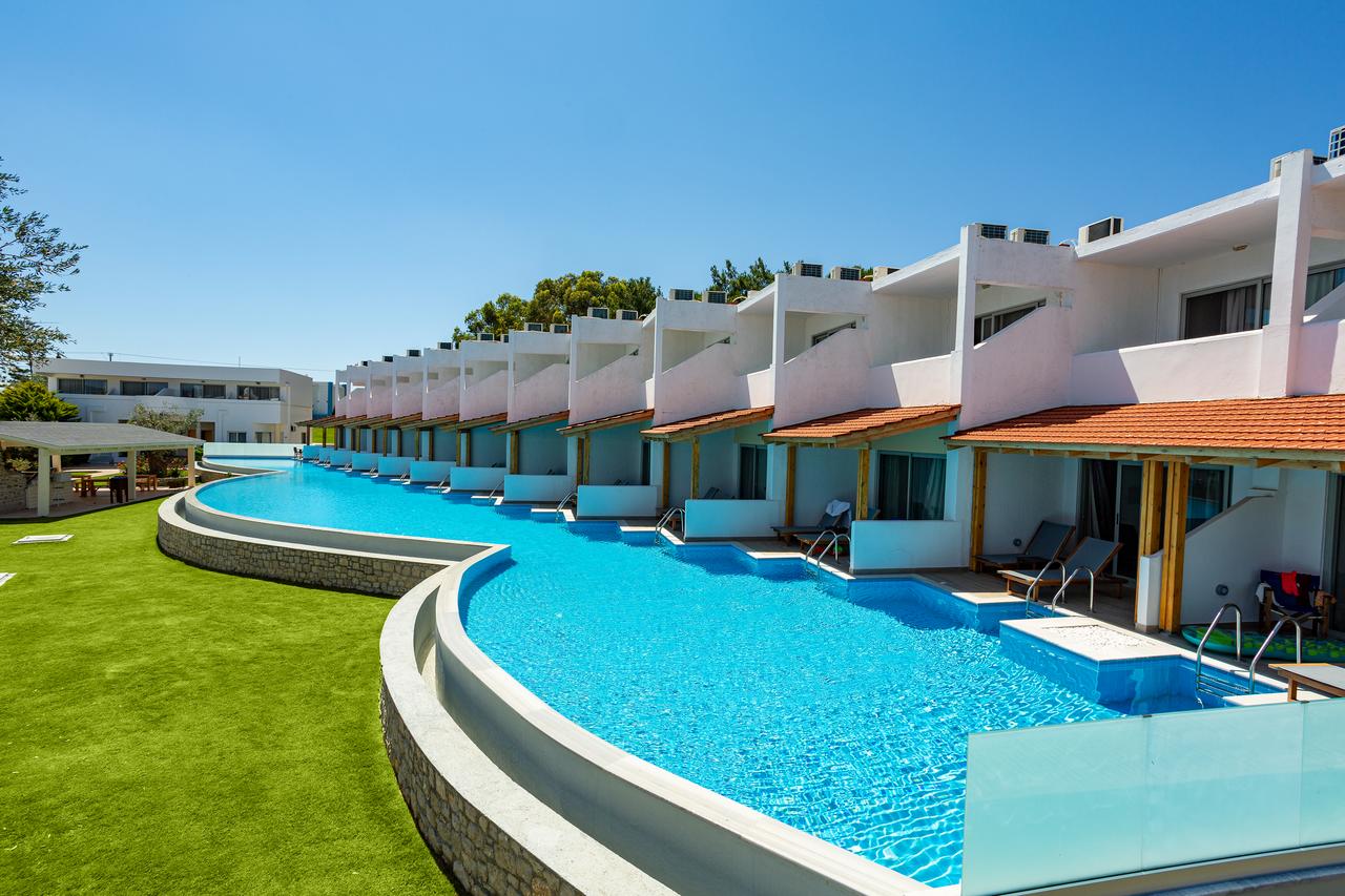 Lydia Maris resort & Spa Swim Up Rooms