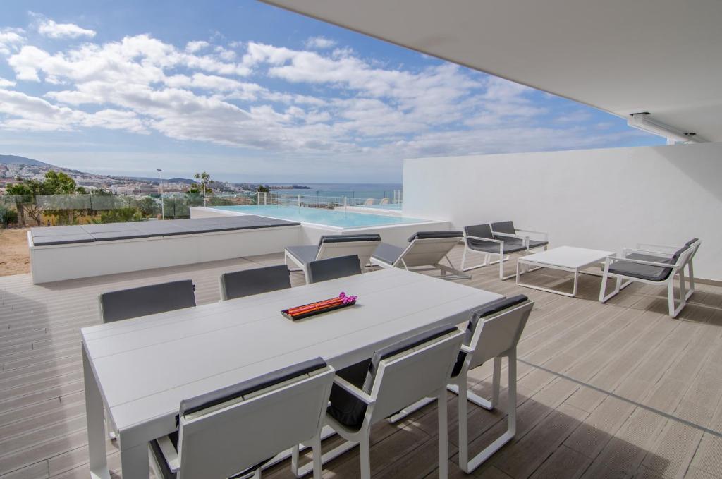 Serenity-Rio-Suite-met-2-Slaapkamers-en-Eigen-Zwembad