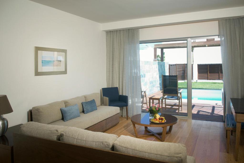 Suite Met 1 Slaapkamer En Eigen Zwembad (2 Volwassenen + 2 Kinderen)