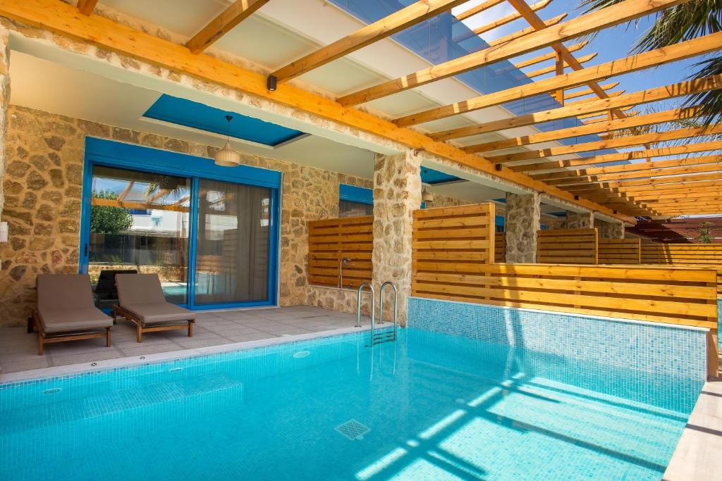 Suite Met Eigen Zwembad