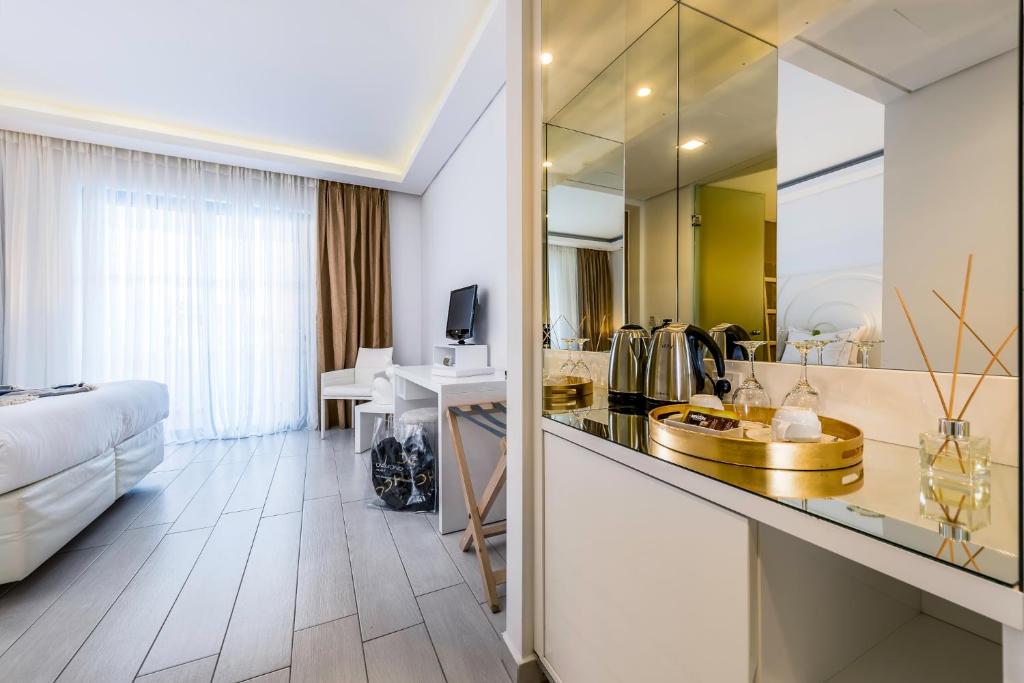 Tweepersoonskamer Met Zwembad Met Zwemmersbar Aan De Voorzijde