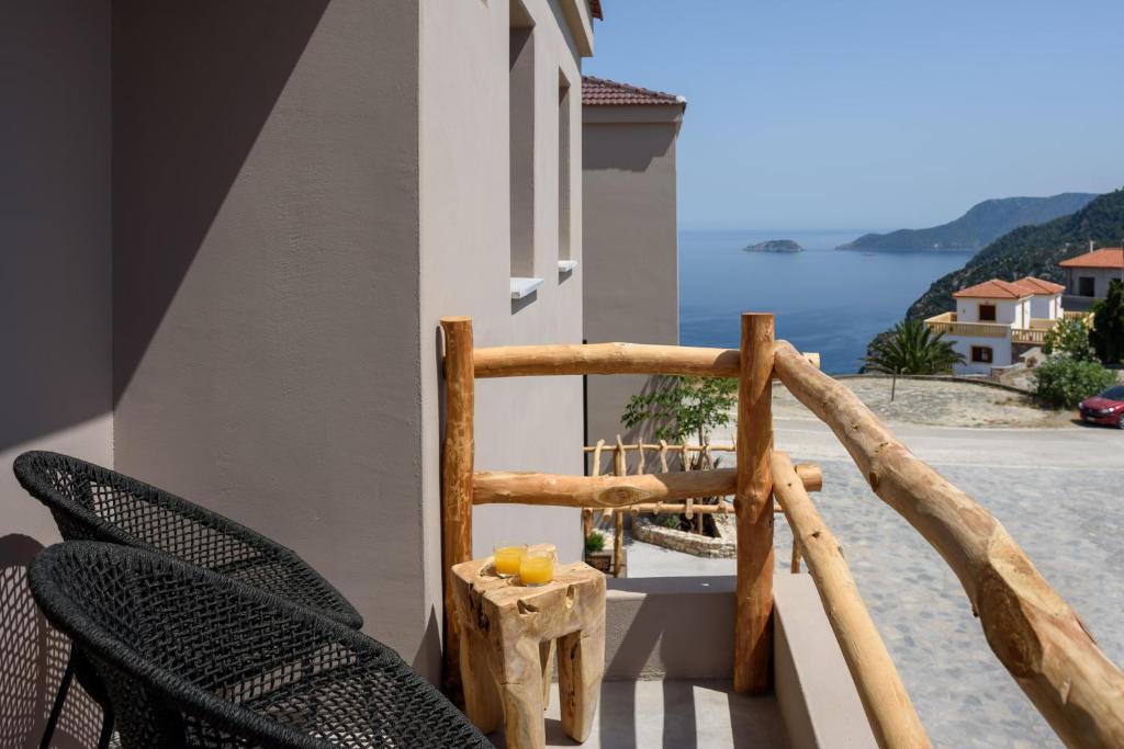 Swim Up Kamers - Alonissos - Griekenland